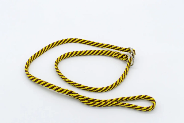 Slip lead made from strong durable rope